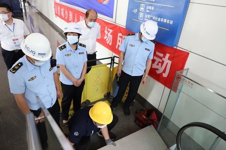 威海市市場監管局開展端午節假日期間特種設備安全保障檢查